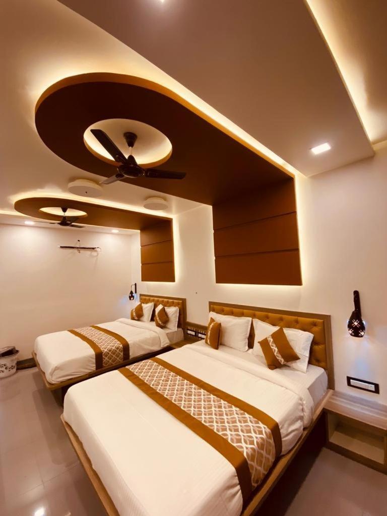 Hollywood Palace Resort Panchgani Exterior foto