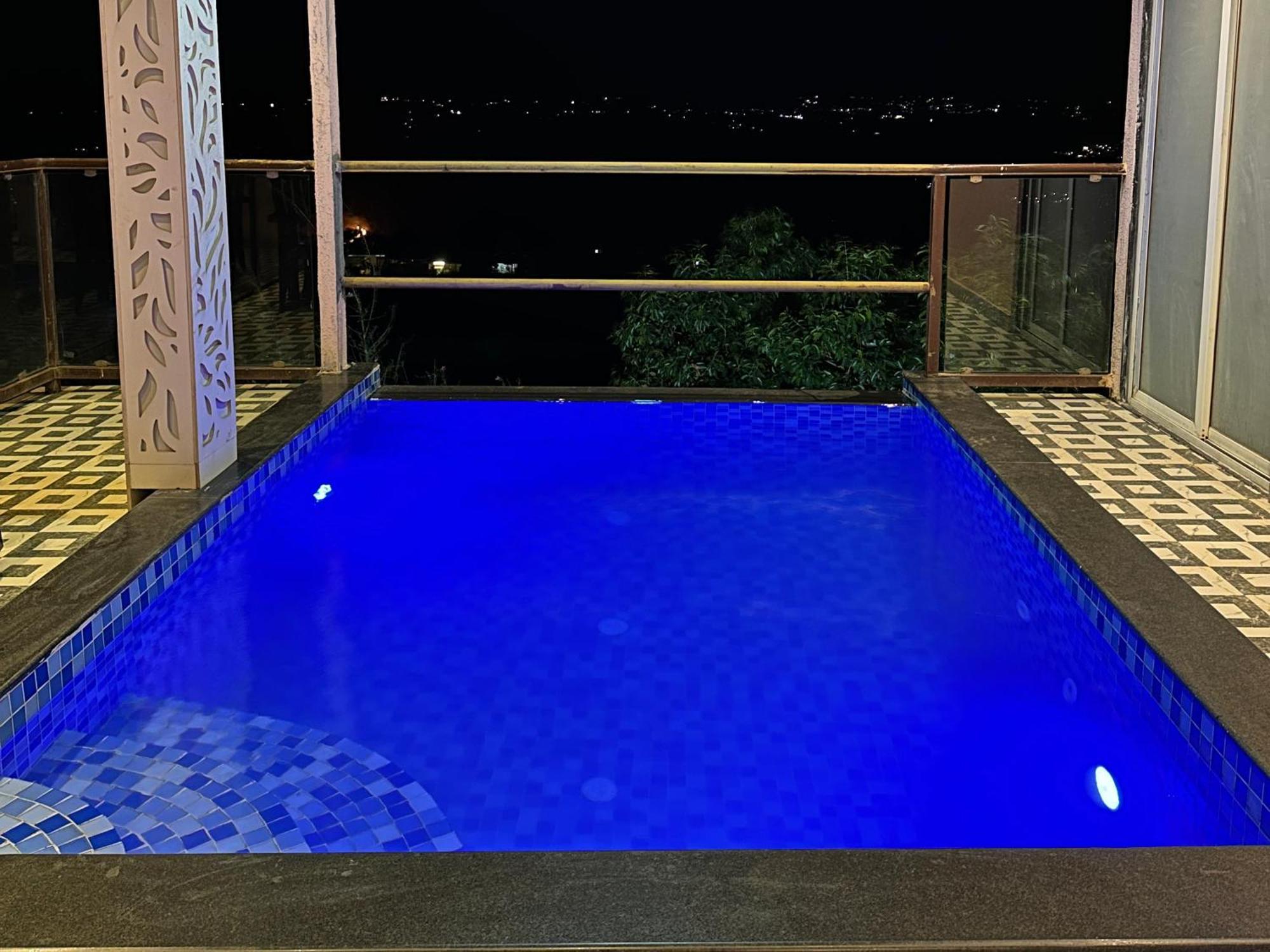 Hollywood Palace Resort Panchgani Exterior foto