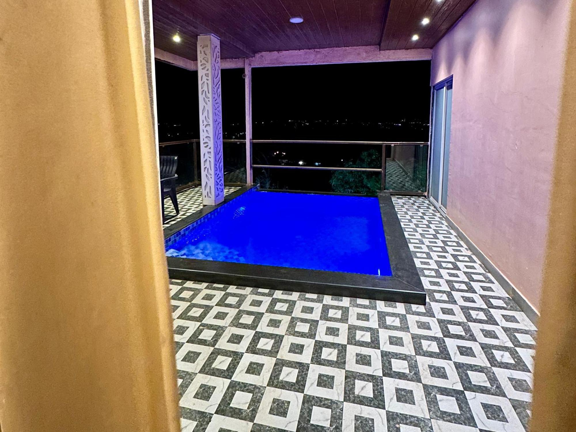 Hollywood Palace Resort Panchgani Exterior foto
